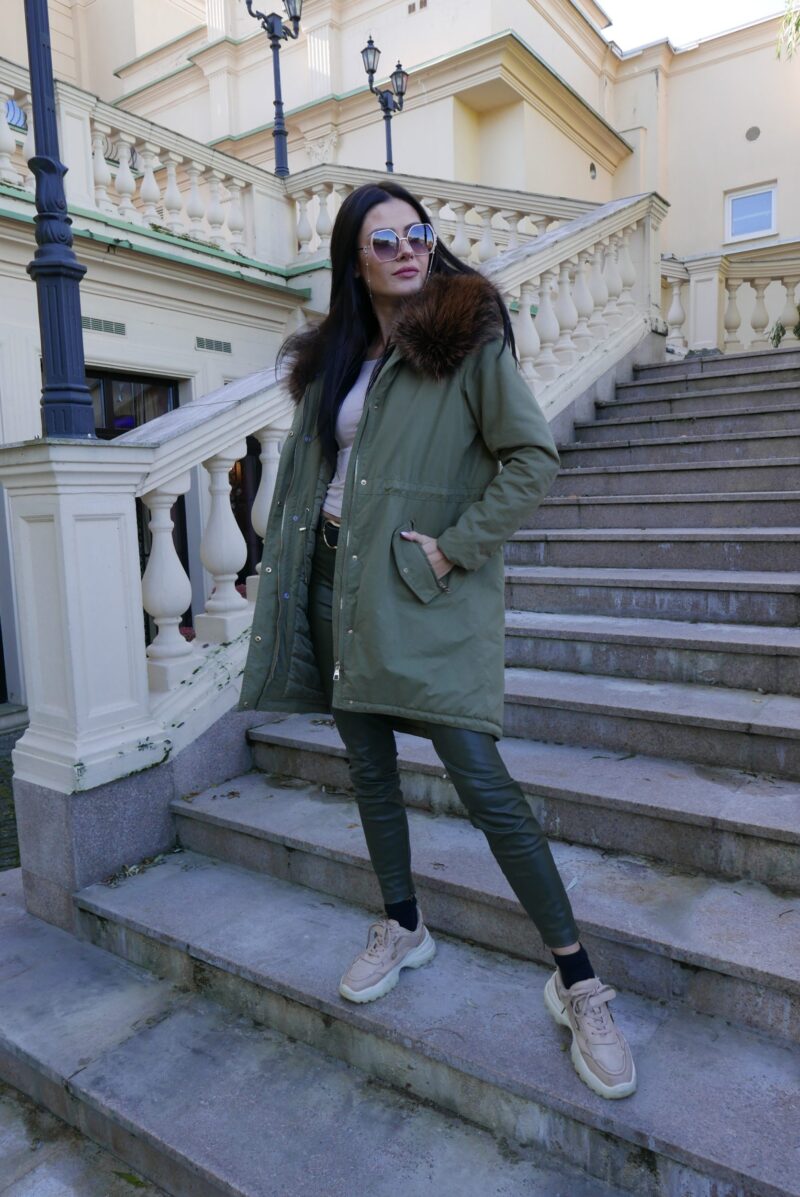 Kurtka parka z naturalnym futrem lisa - obszycie kaptura z lisa