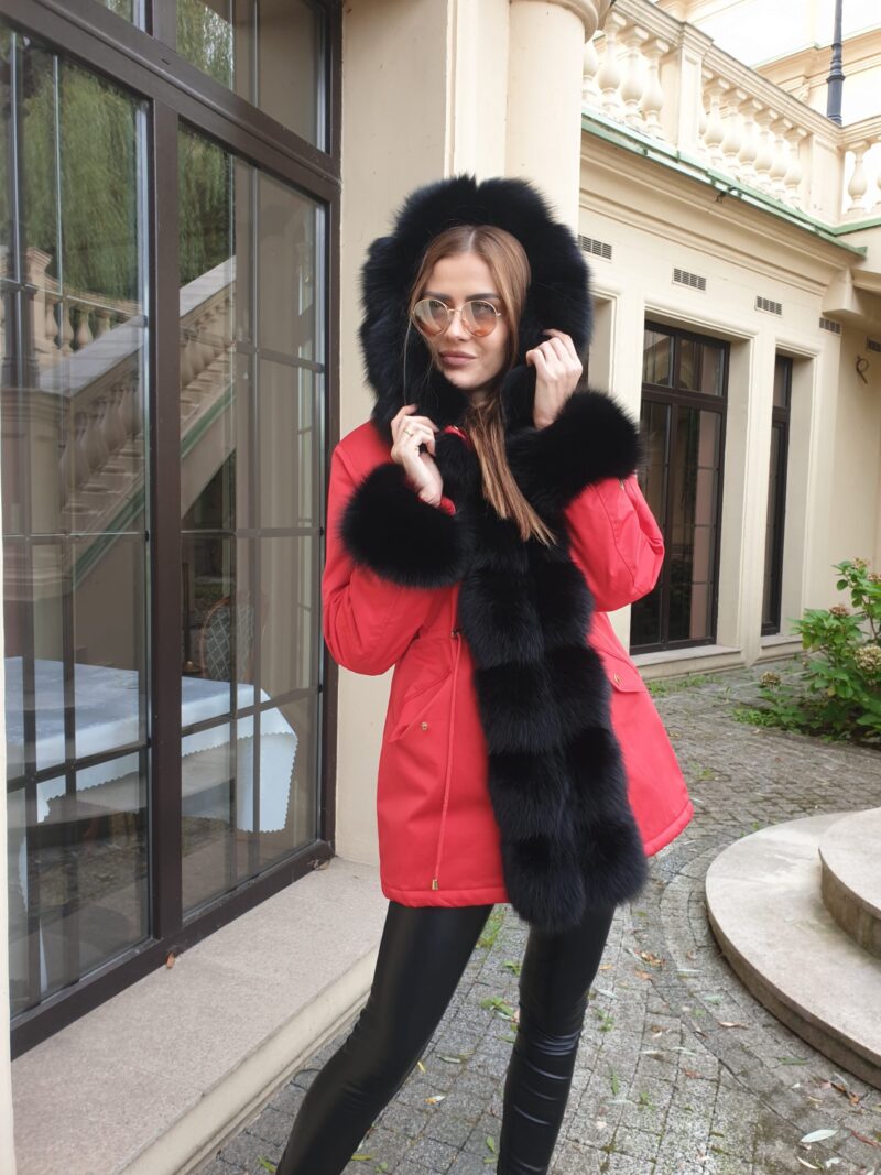 Kurtka parka z futrem z lisa - kaptur obszyty czarnym lisem