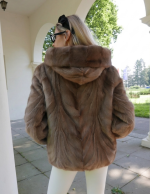 Luksusowa Bomberka z Futra Norki ( Pastel Mink) z Kapturem rozmiar L/XL